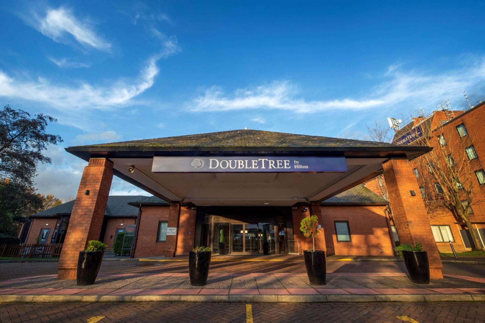 הייל Doubletree By Hilton Manchester Airport מראה חיצוני תמונה